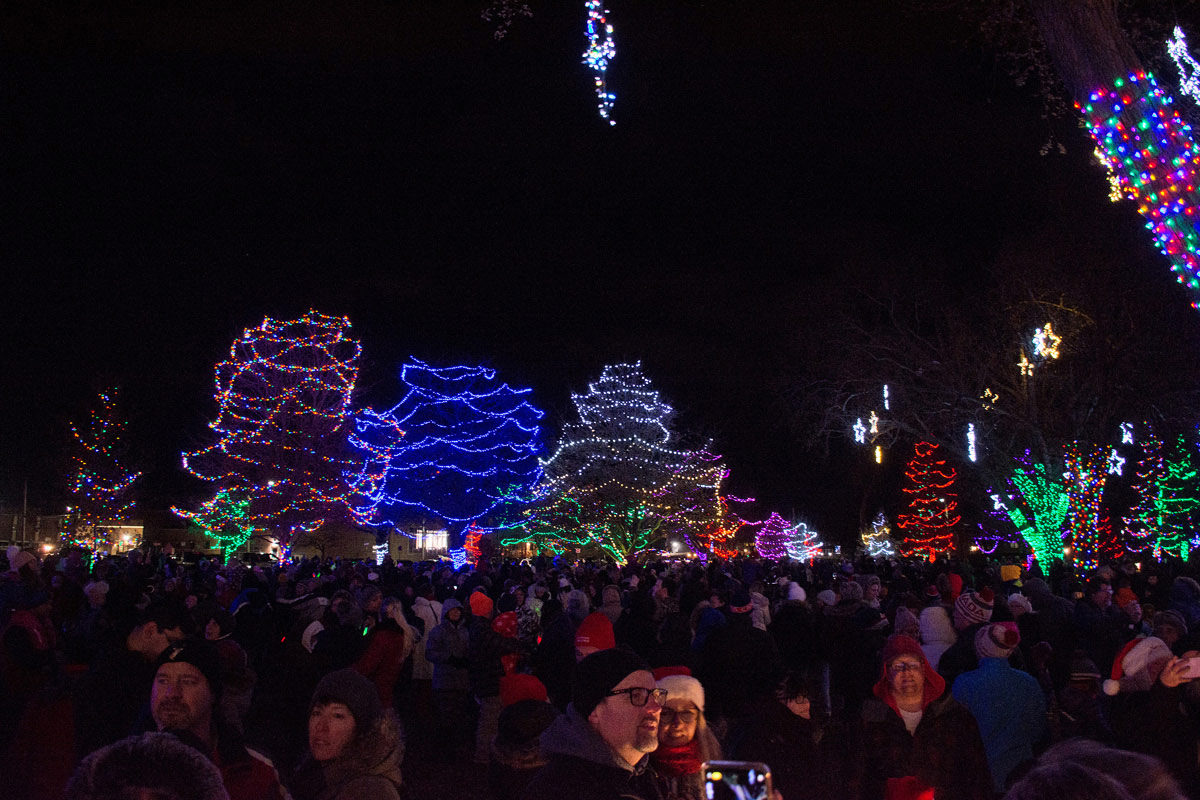 Christmas Lights Return to Victoria Park Cobourg News Blog